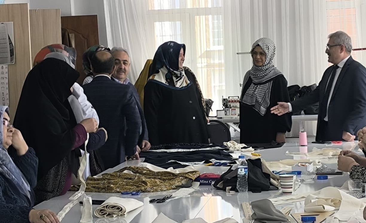 İyilik Atölyeleri’nde gönüllüler buluşuyor