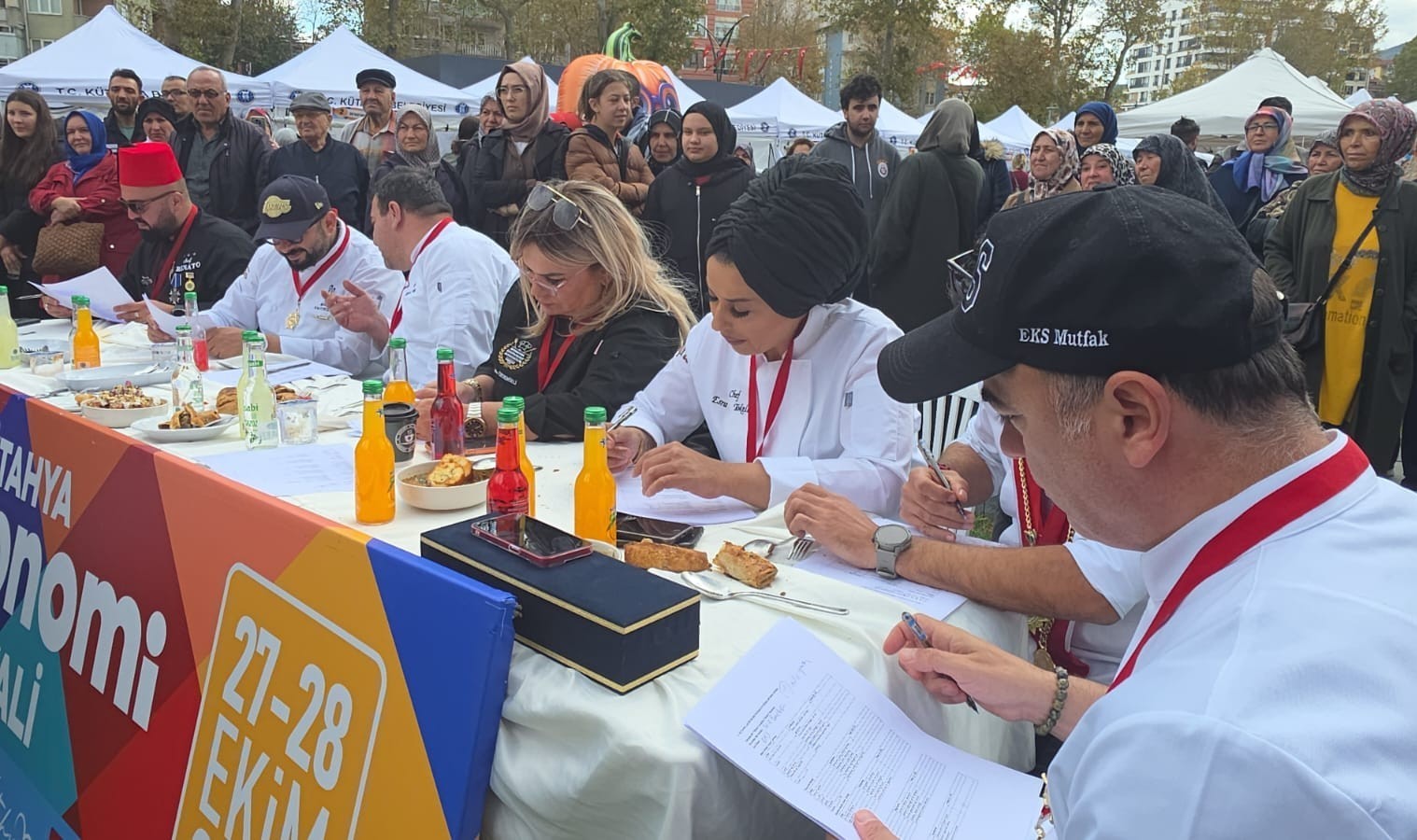 K&uuml;tahya&rsquo;da Gastronomi Festivali renkli g&ouml;r&uuml;nt&uuml;lerle sona erdi
