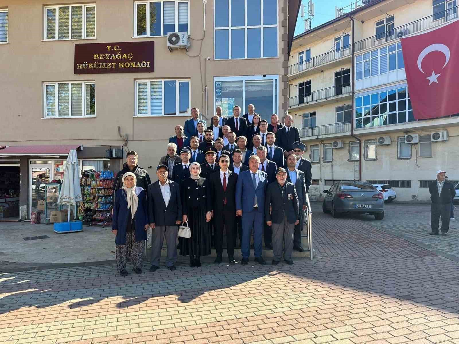 Başkan Pütün; "29 Ekim Cumhuriyet Bayramı’nı en içten duygularımla kutluyorum"