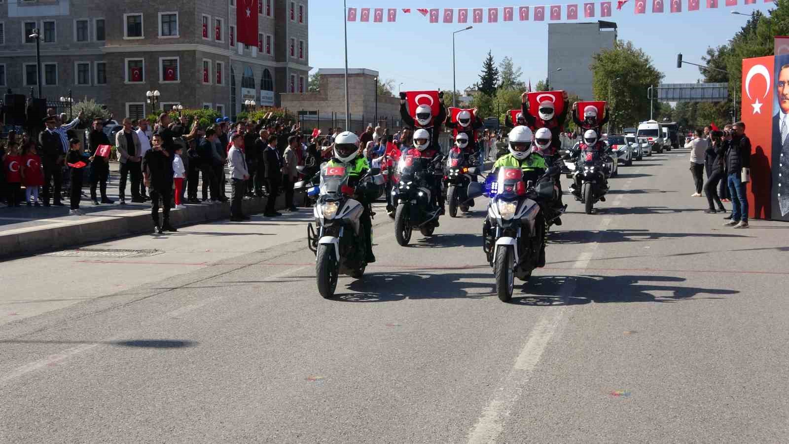 Adıyaman’da, Cumhuriyet’in 102. yılı coşkuyla kutlandı
