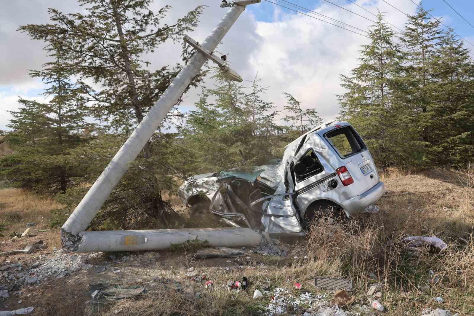 Tamir için getirilen araçla kaza yapan çırak yaralandı