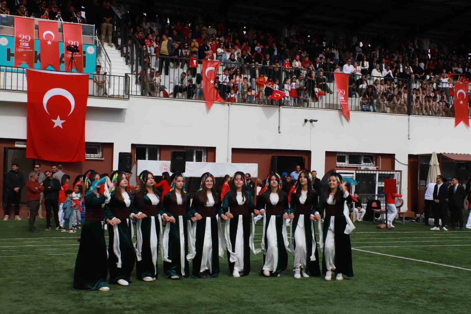 Hakkari’de Cumhuriyet Bayramı coşkusu
