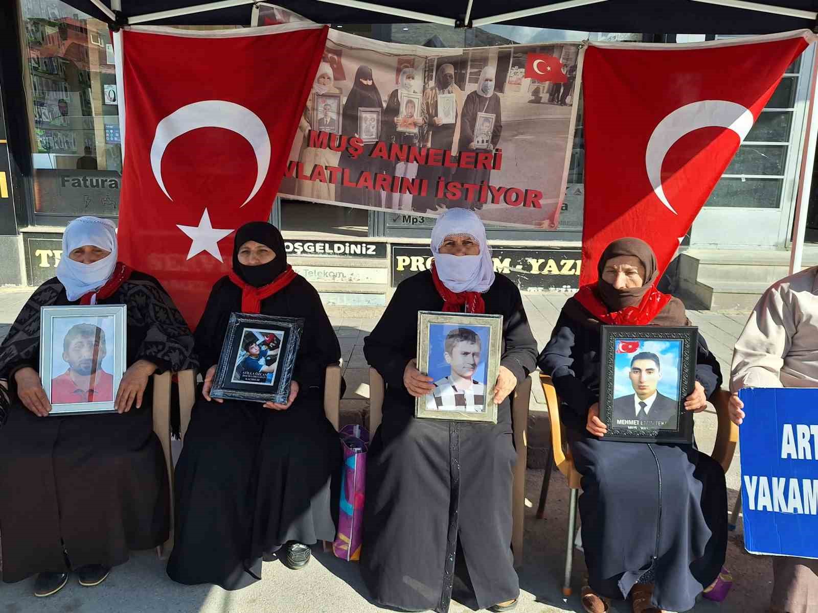 PKK’nın çekilmesi ailelerin umutlarını artırdı