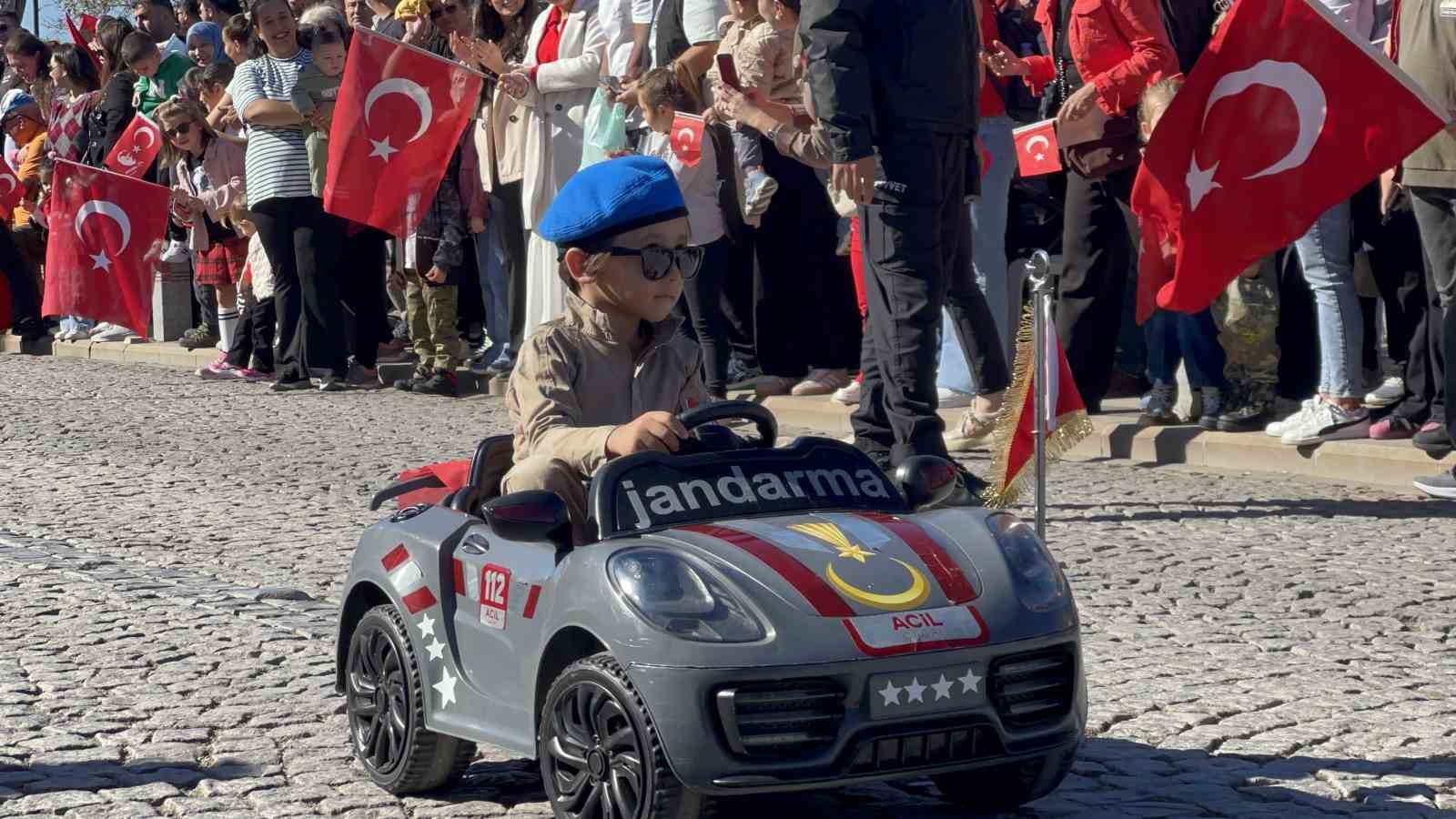 Çanakkale’de Cumhuriyet Bayramı coşkusu yaşanıyor
