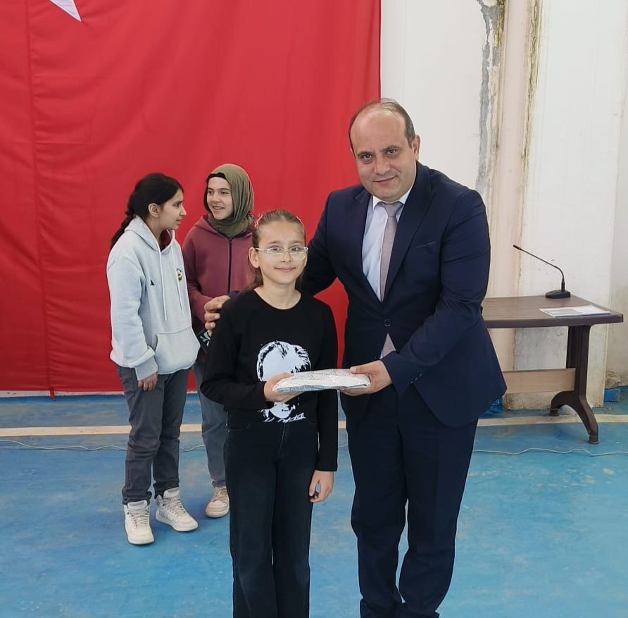 Afyonkarahisar’ın ilçelerinde 29 Ekim Coşkusu