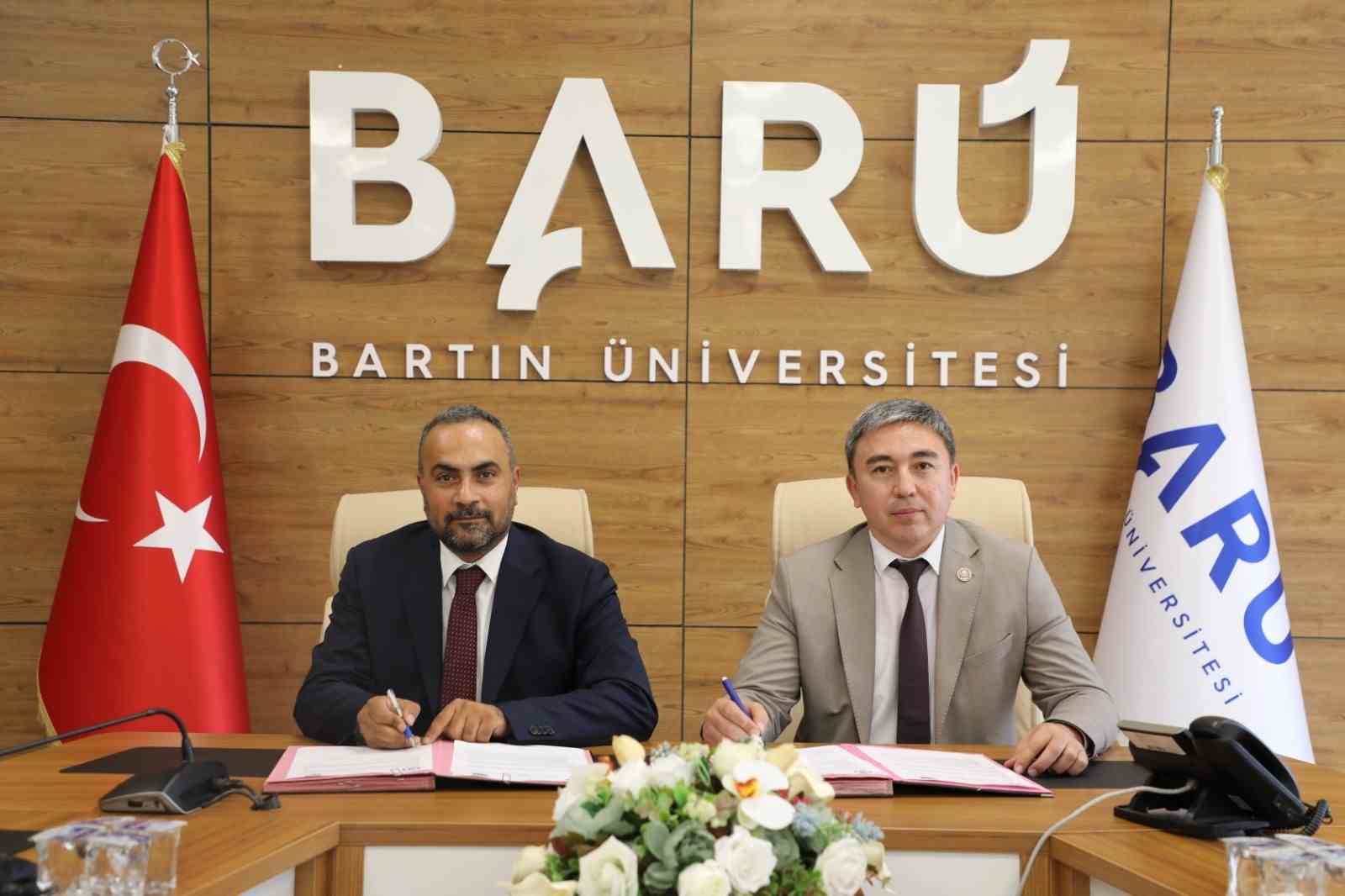 BARÜ, Özbekistan ile eğitimde iş birliği ağını genişletiyor
