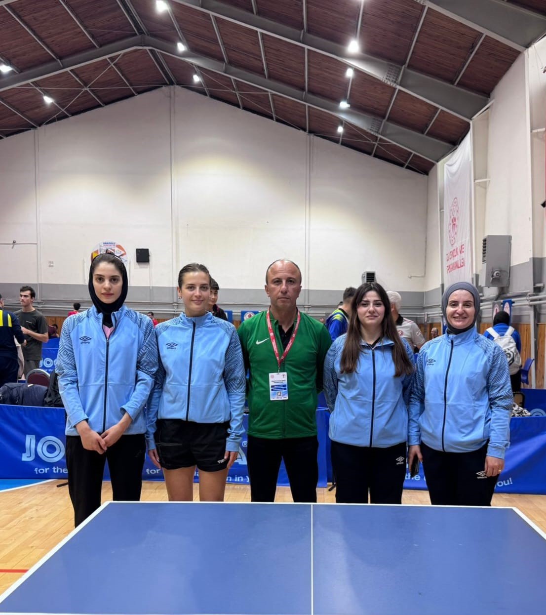 Elazığ’da masa tenisi kadın takımından büyük başarı