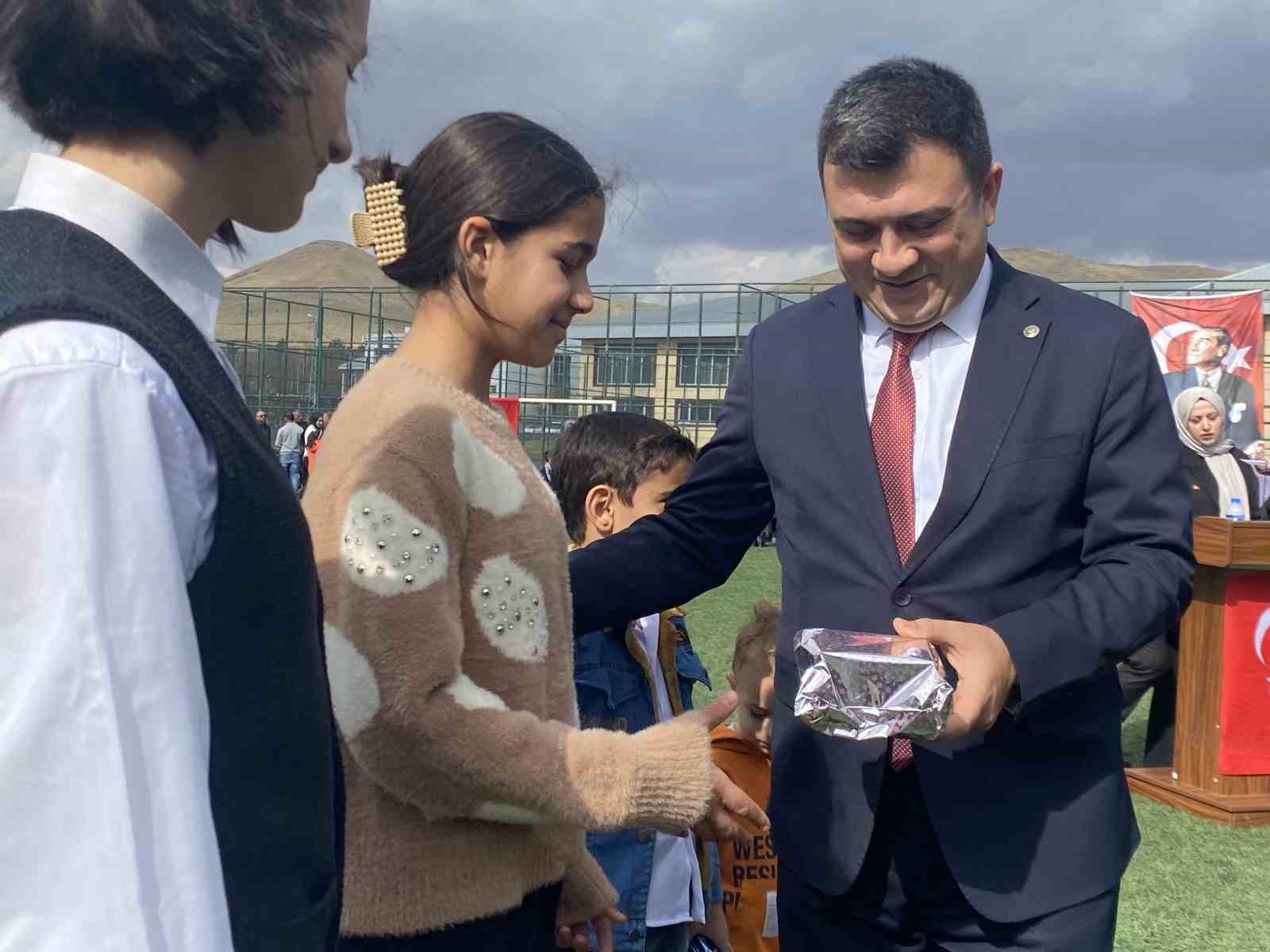 Patnos&rsquo;ta Cumhuriyet&rsquo;in 102. yılı coşkuyla kutlandı
