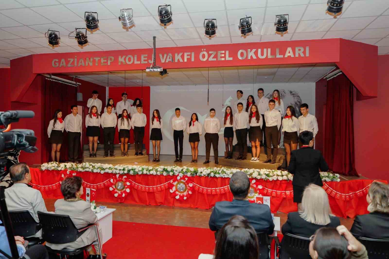 Gaziantep Kolej Vakfı Özel Okullarında Cumhuriyet Bayramı coşkusu