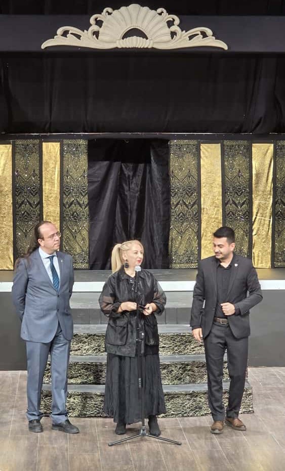 Sahne Tozu Tiyatrosu 21. yılını Haldun Dormen Sahnesi&rsquo;nde kutladı
