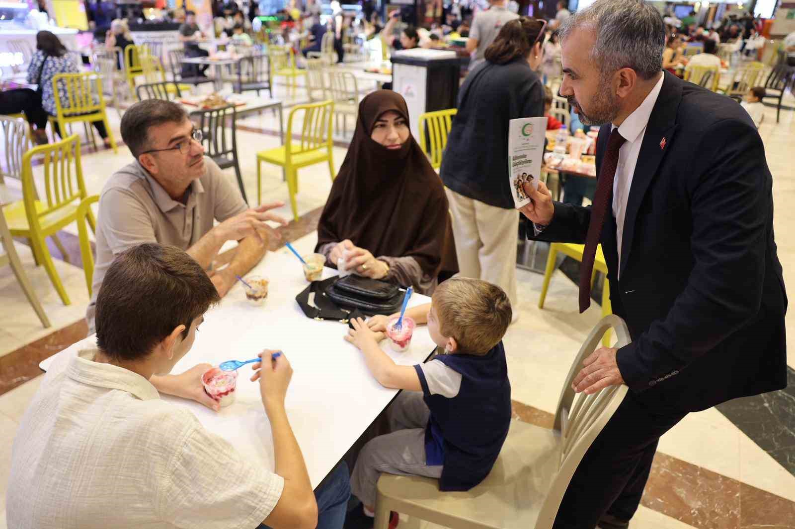 Adana&rsquo;da  &rsquo;Ailemle G&uuml;&ccedil;l&uuml;y&uuml;m&rsquo; standı a&ccedil;ıldı
