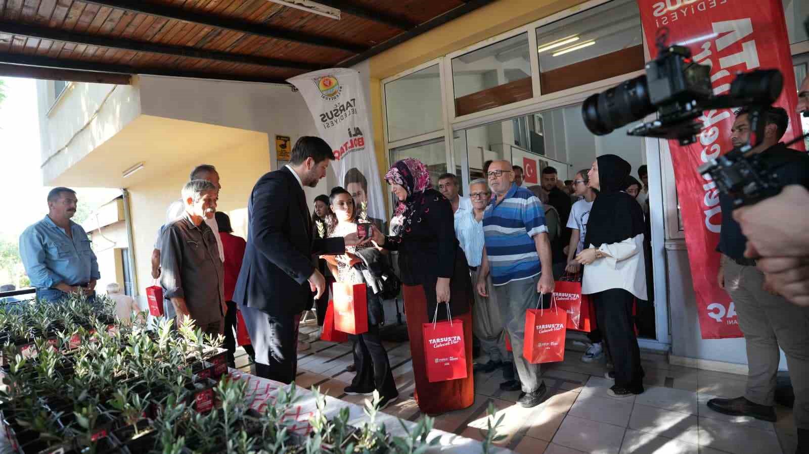 Tarsusta ehit aileleri onuruna anlaml buluma
