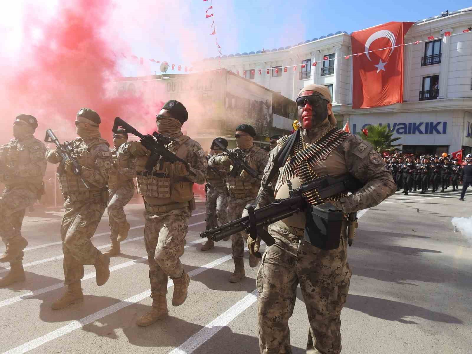 Kilis’te 29 Ekim coşkusu
