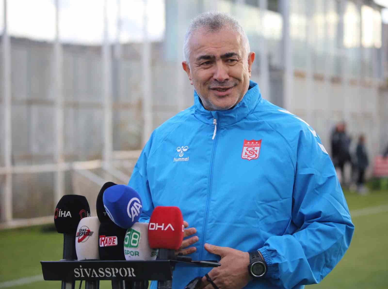 Mehmet Altıparmak: "Öncelikli hedefimiz play-off"