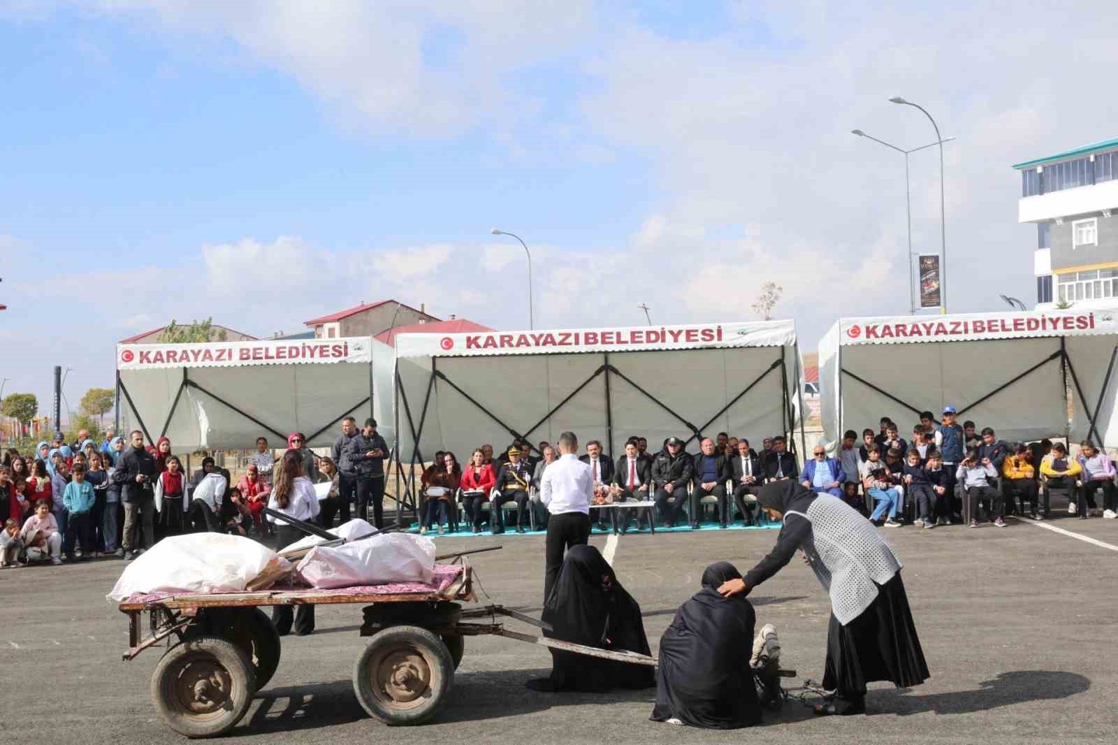 Karayazı’da Cumhuriyet’in 102 yıllık heyecanı