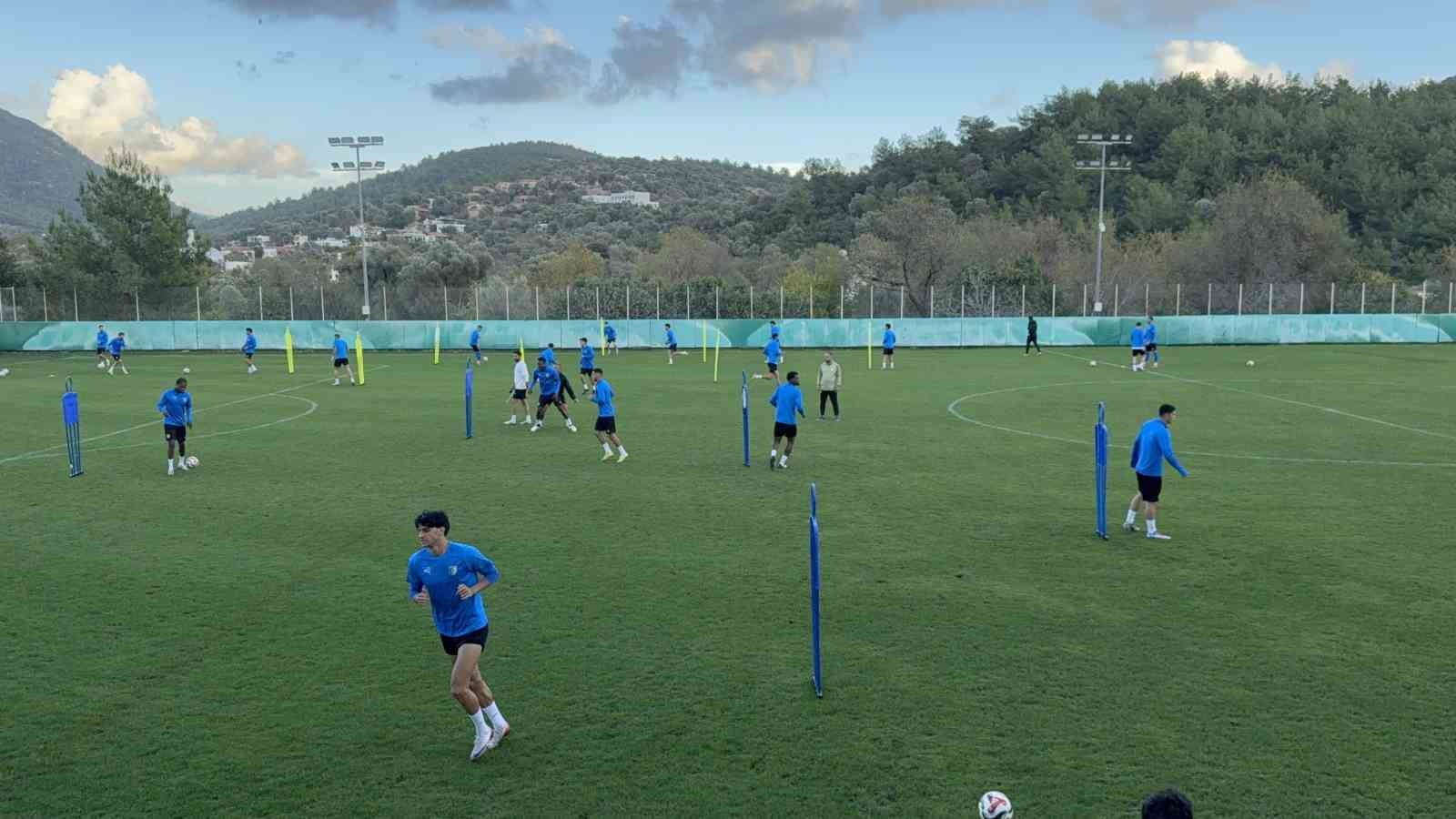 Bodrum FK iki kulvarda galibiyet arayacak