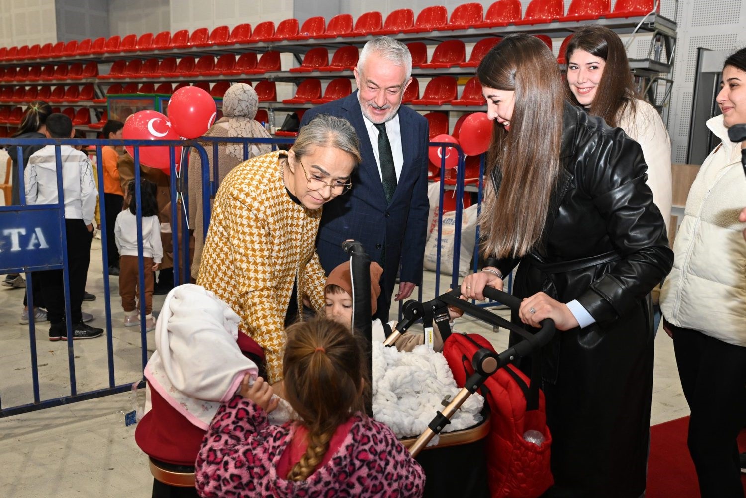 Başkan Başdeğirmen&rsquo;den personeline Cumhuriyet yemeği

