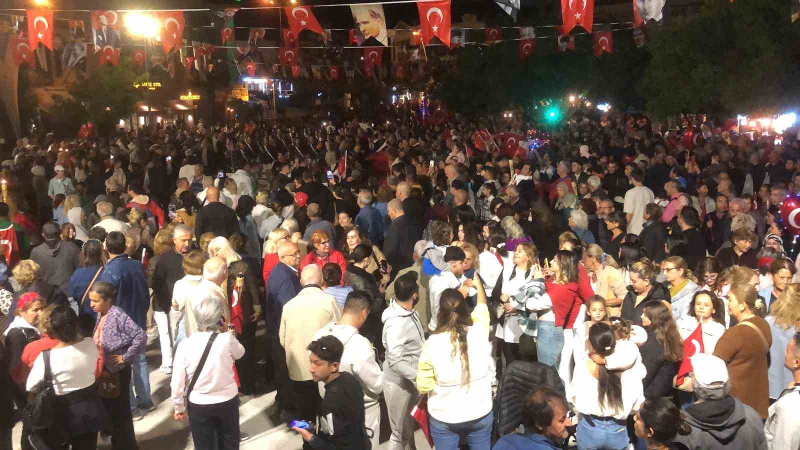 Dat&ccedil;a&rsquo;da Cumhuriyet Bayramı b&uuml;y&uuml;k coşkuyla kutlandı
