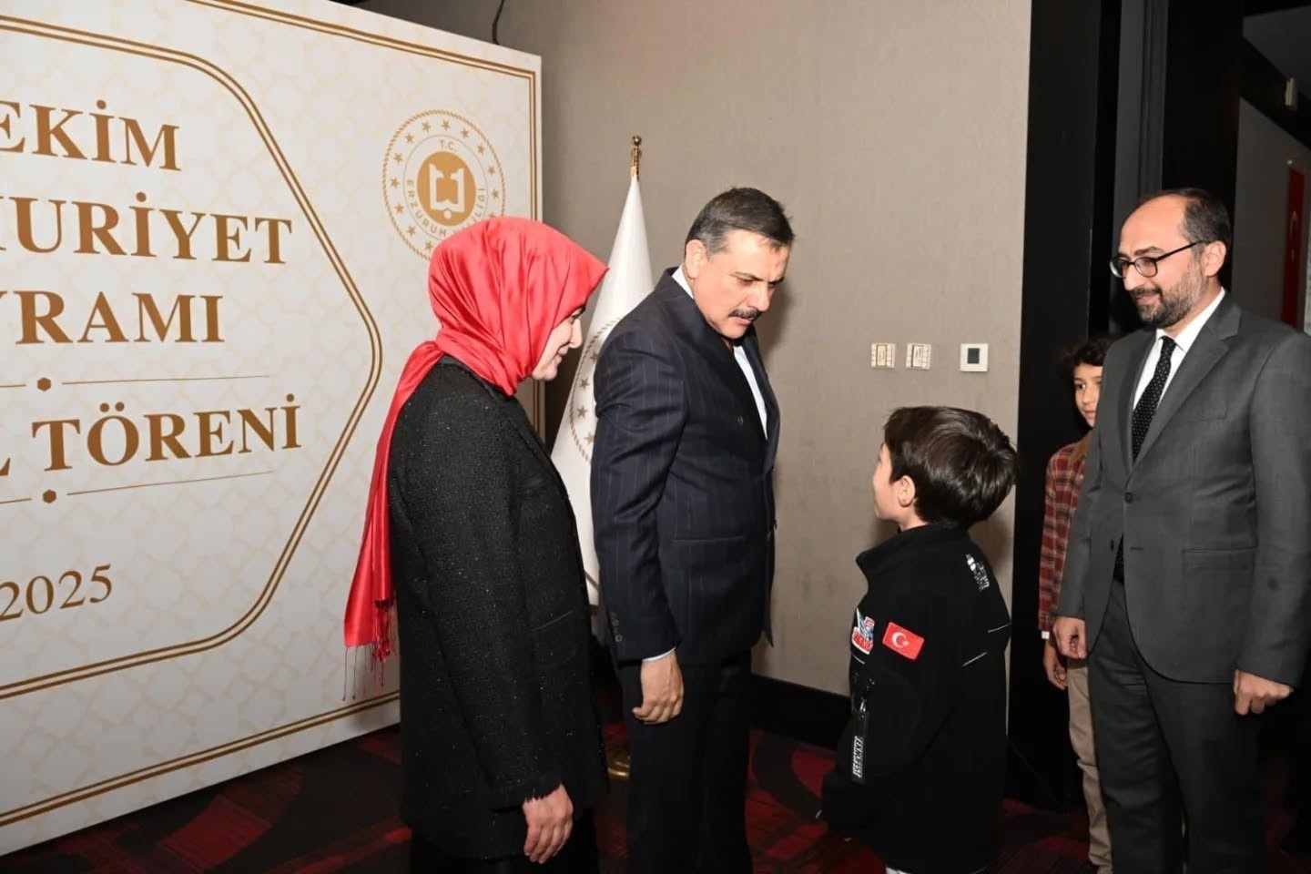 Vali Çiftçi; "Büyük bedeller ödenerek bu toprakları vatan kılındı"