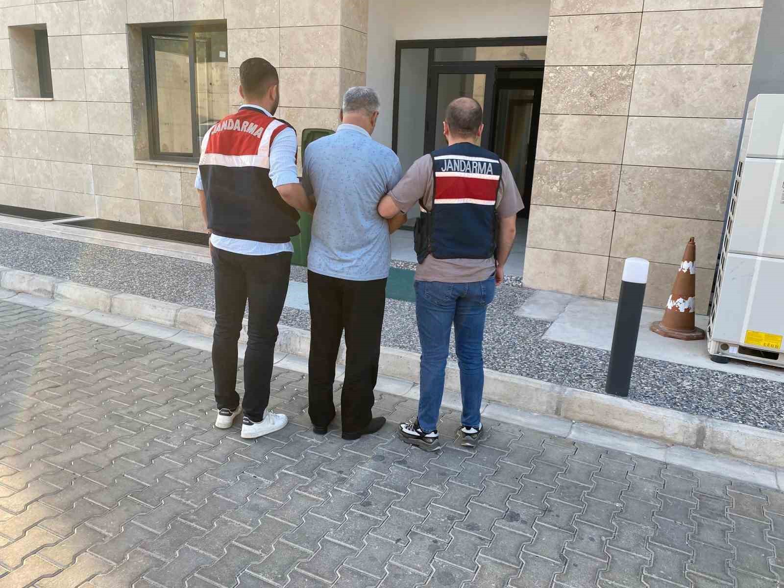 İzmir’de DEAŞ operasyonu: 4 gözaltı