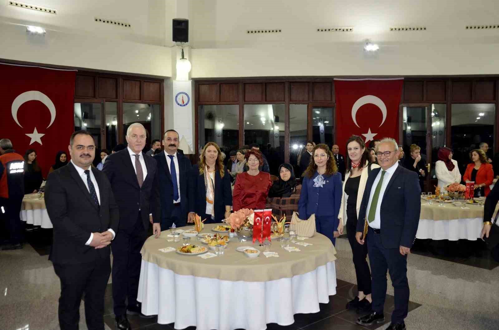 Kütahya’da OSB yönetimi, Cumhuriyet Bayramı resepsiyonuna katıldı