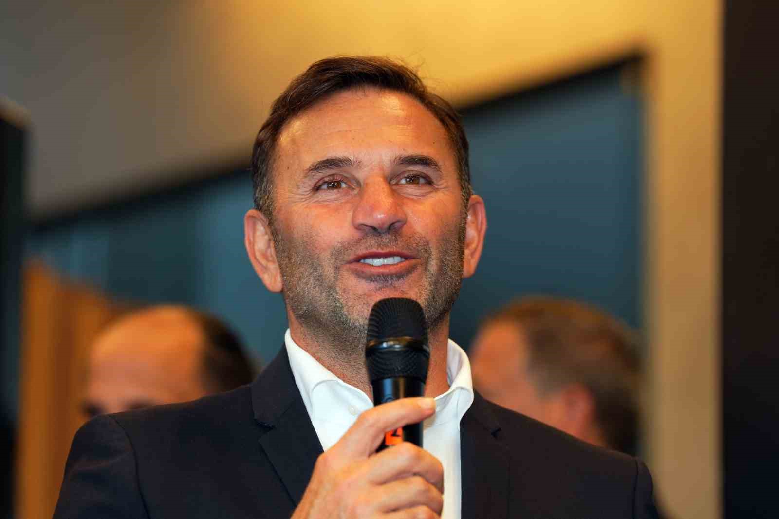 Dursun Özbek: "En süratli şekilde araştırmaların yapılıp, kararın verilmesi lazım"