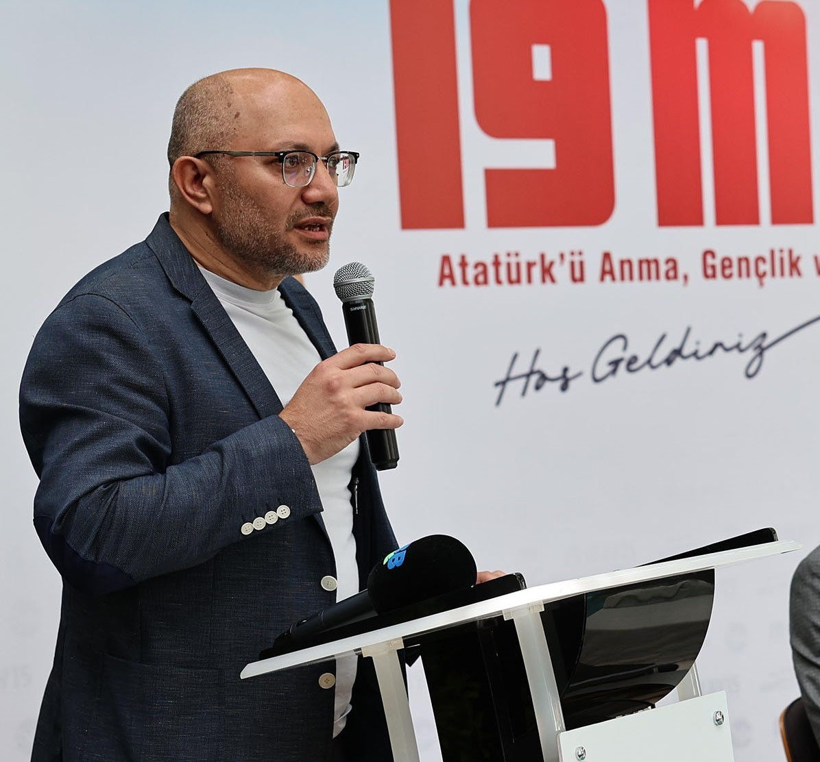 Ekrem Karaberberoğlu Spor Tesisi&rsquo;ne FIFA kalite onayı
