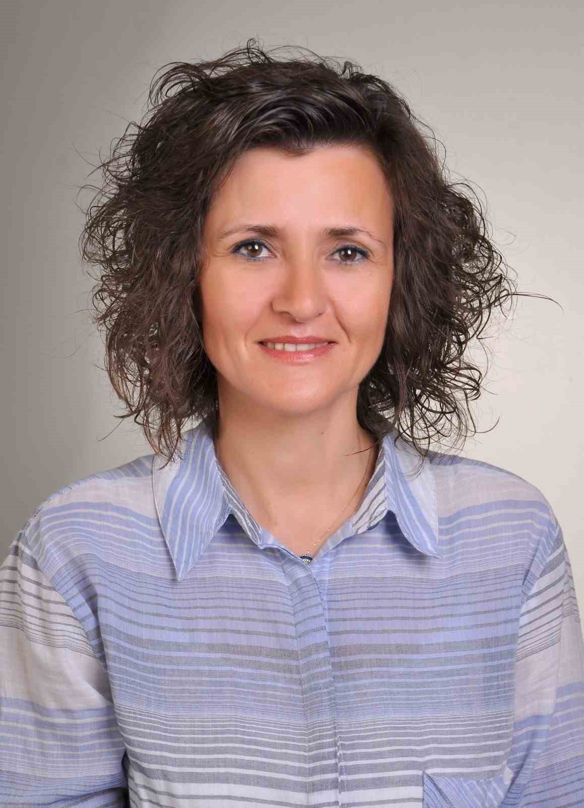 Emekli &ouml;ğretmen Altan son yolculuğuna uğurlandı
