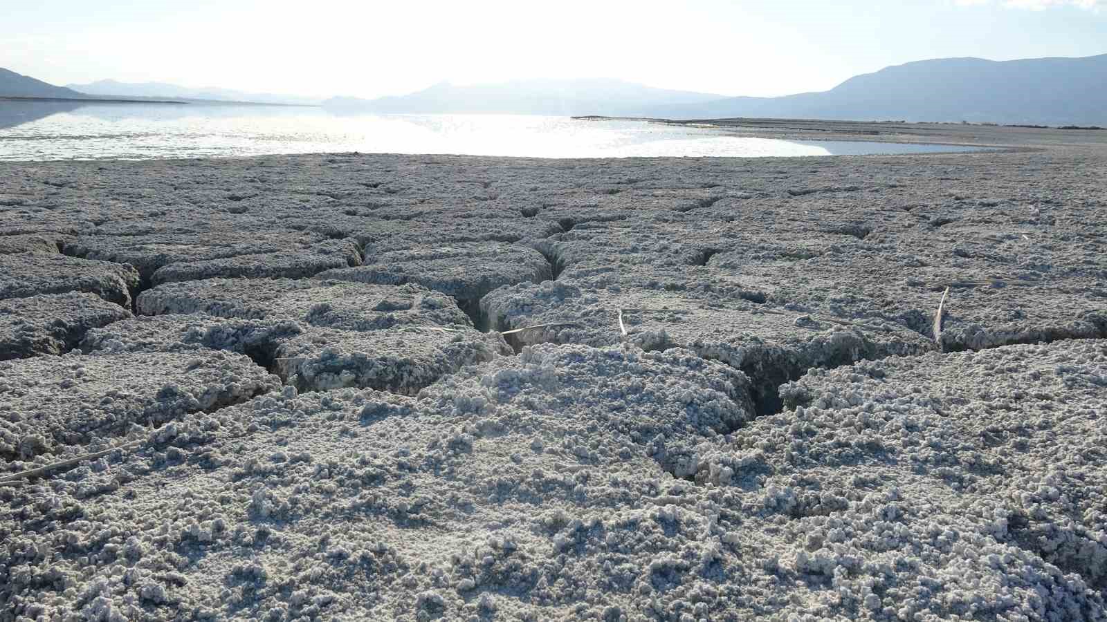 Uzmanlardan kritik uyarı: "Artık göllerimizi kaybetmek üzereyiz"