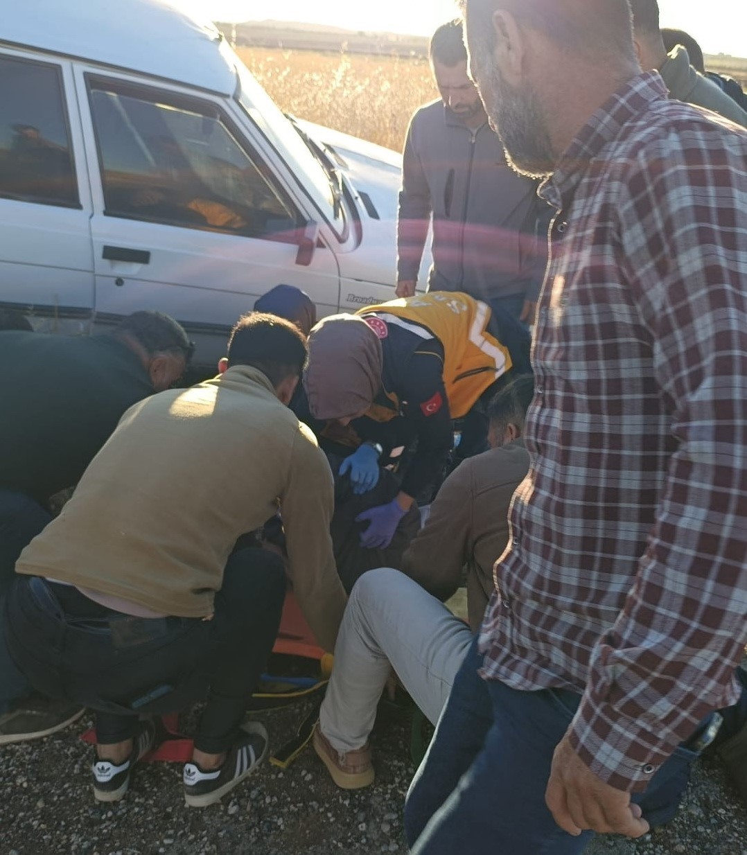 Otomobil şarampole girdi: 2 yaralı