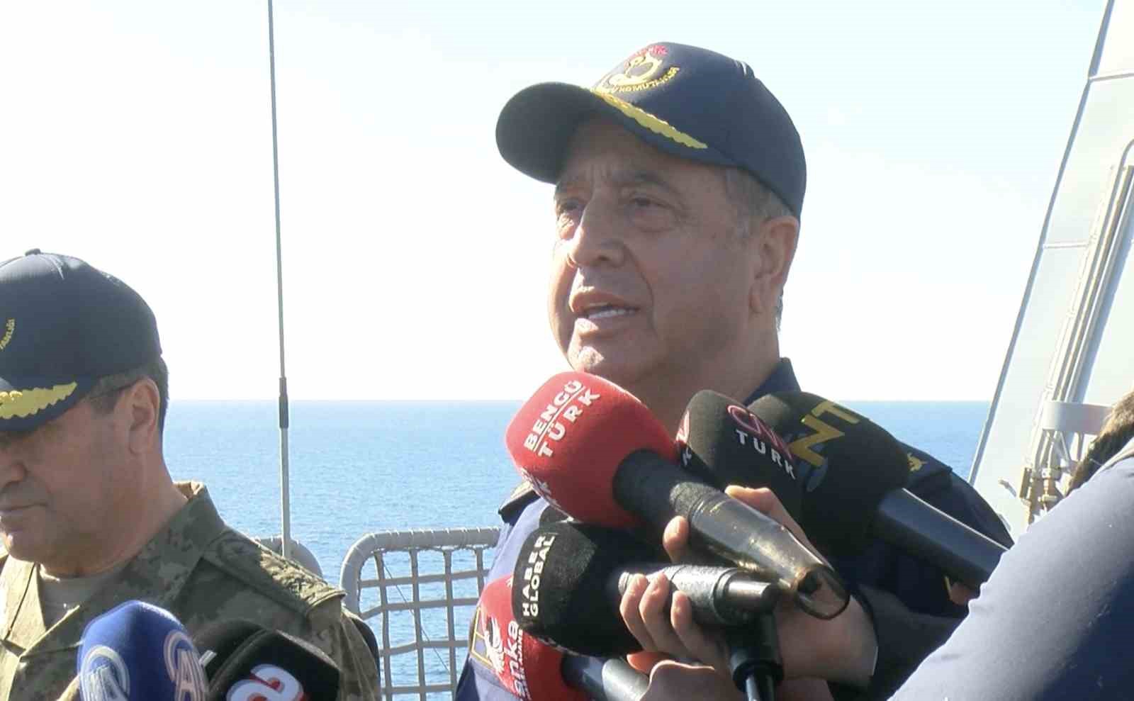 Deniz Kuvvetleri Komutanı Oramiral Tatlıoğlu: Rusya, Ukrayna Savaşı’nın bitmesinin ardından Karadeniz’deki bütün mayınları biz temizleyeceğiz
