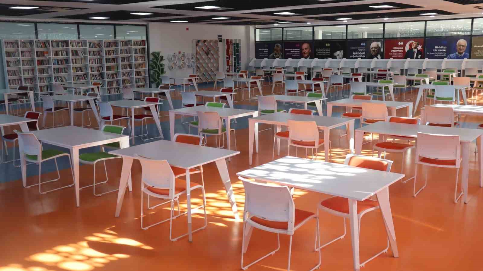 Yeşilyurt Belediyesi’nden Çilesiz Mahallesi’ne 250 kişilik kütüphane