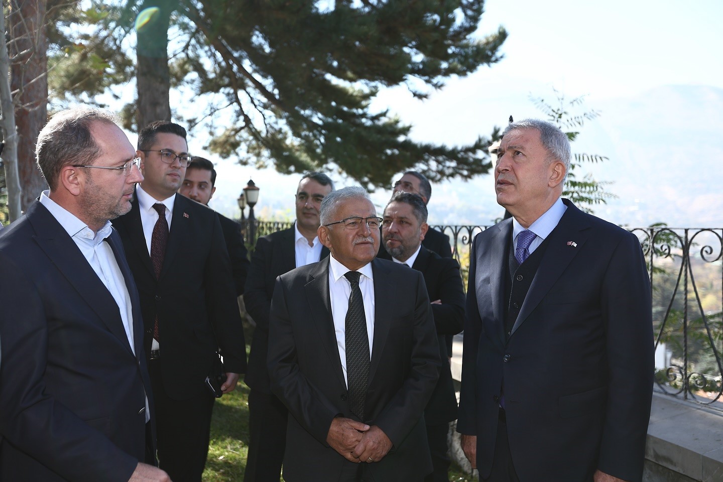 Akar ve B&uuml;y&uuml;kkılı&ccedil;&rsquo;tan &lsquo;birlik, dayanışma, eğitim&rsquo; odaklı ziyaretler
