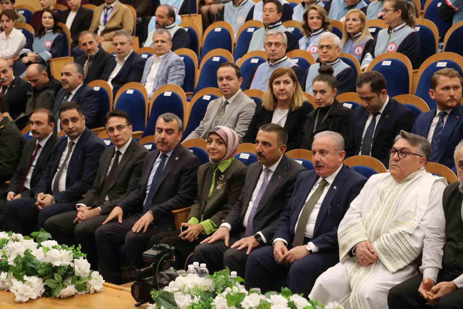 BEUN&rsquo;da ilk ders 29. TBMM Başkanı Mustafa Şentop&rsquo;tan
