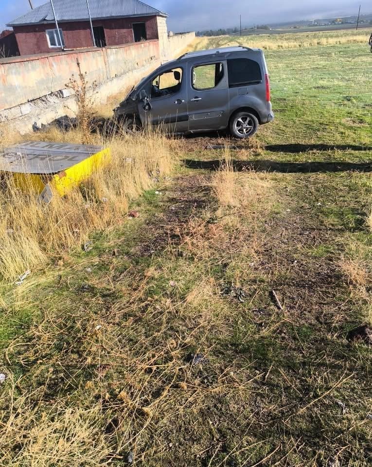 Patnos’ta feci kaza: genç sürücü hayatını kaybetti