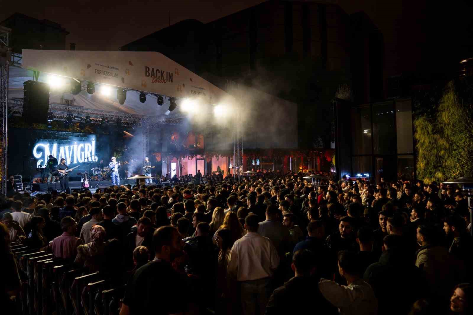 Espressolab, Back in Town etkinliğiyle sonbaharı karşıladı