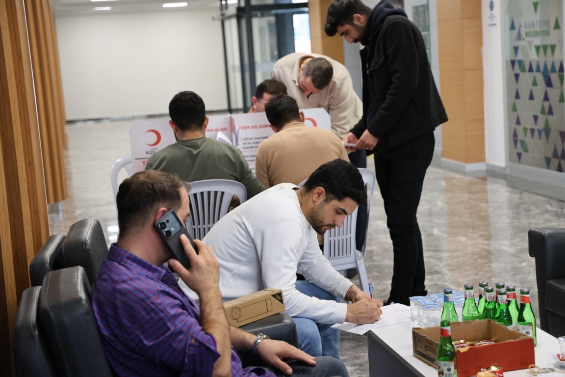 Kartepe’de kan ve kök hücre bağışı kampanyası düzenlendi