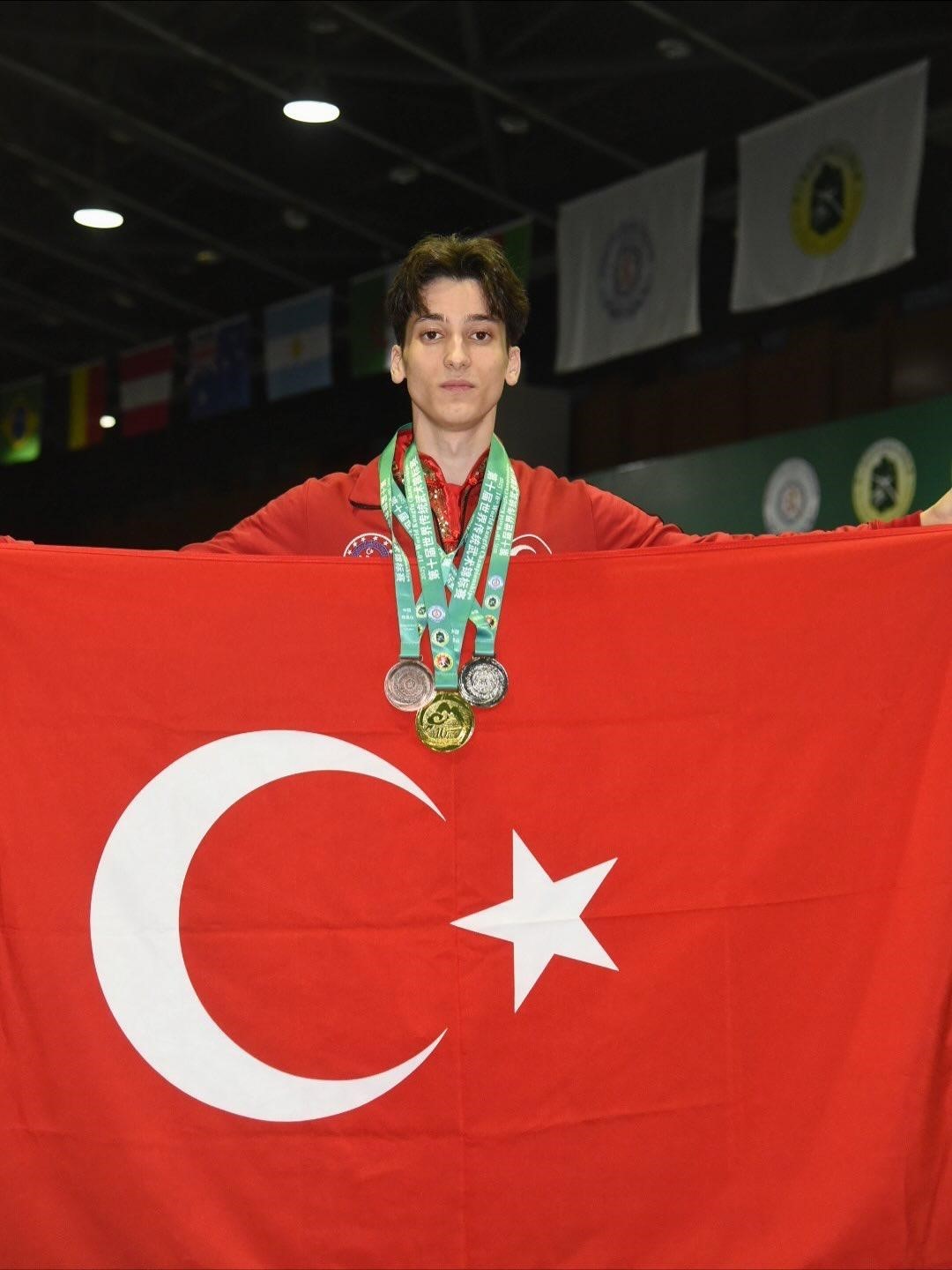 Düzce Üniversitesi öğrencisi 10. Dünya Kungfu Şampiyonası’na başarılarıyla damga vurdu