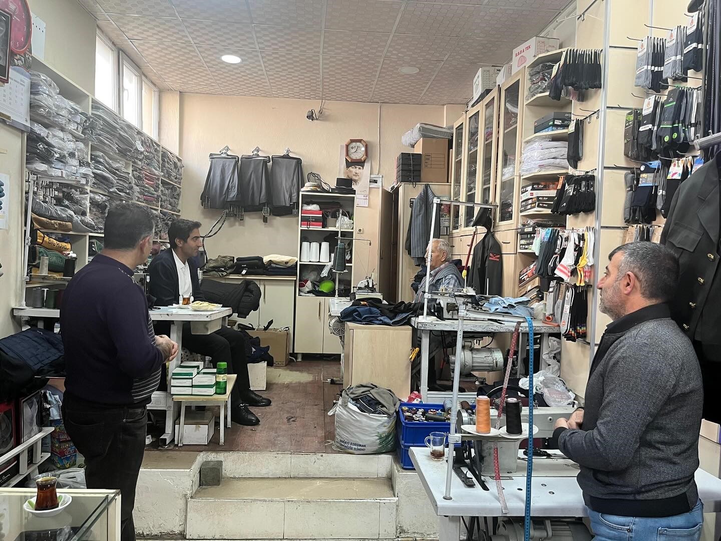 Kaymakam Aslantatar, esnafla buluştu