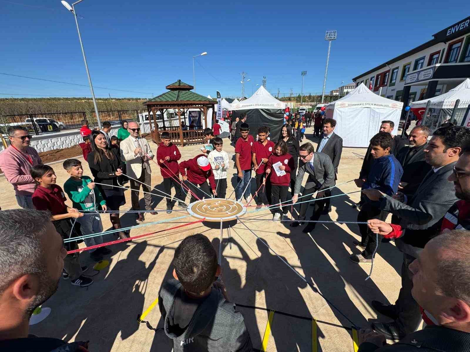 Eğil’de "Sağlıklı Çocuk, Sağlıklı Gelecek" etkinliği