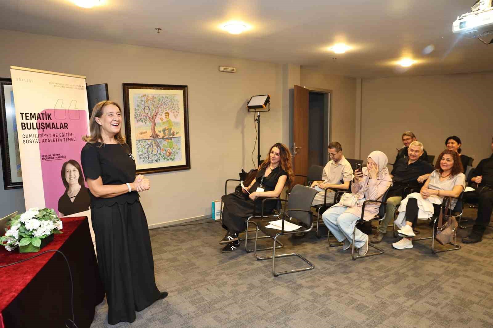 Nil&uuml;fer&rsquo;de Cumhuriyet ve eğitim vizyonu konuşuldu
