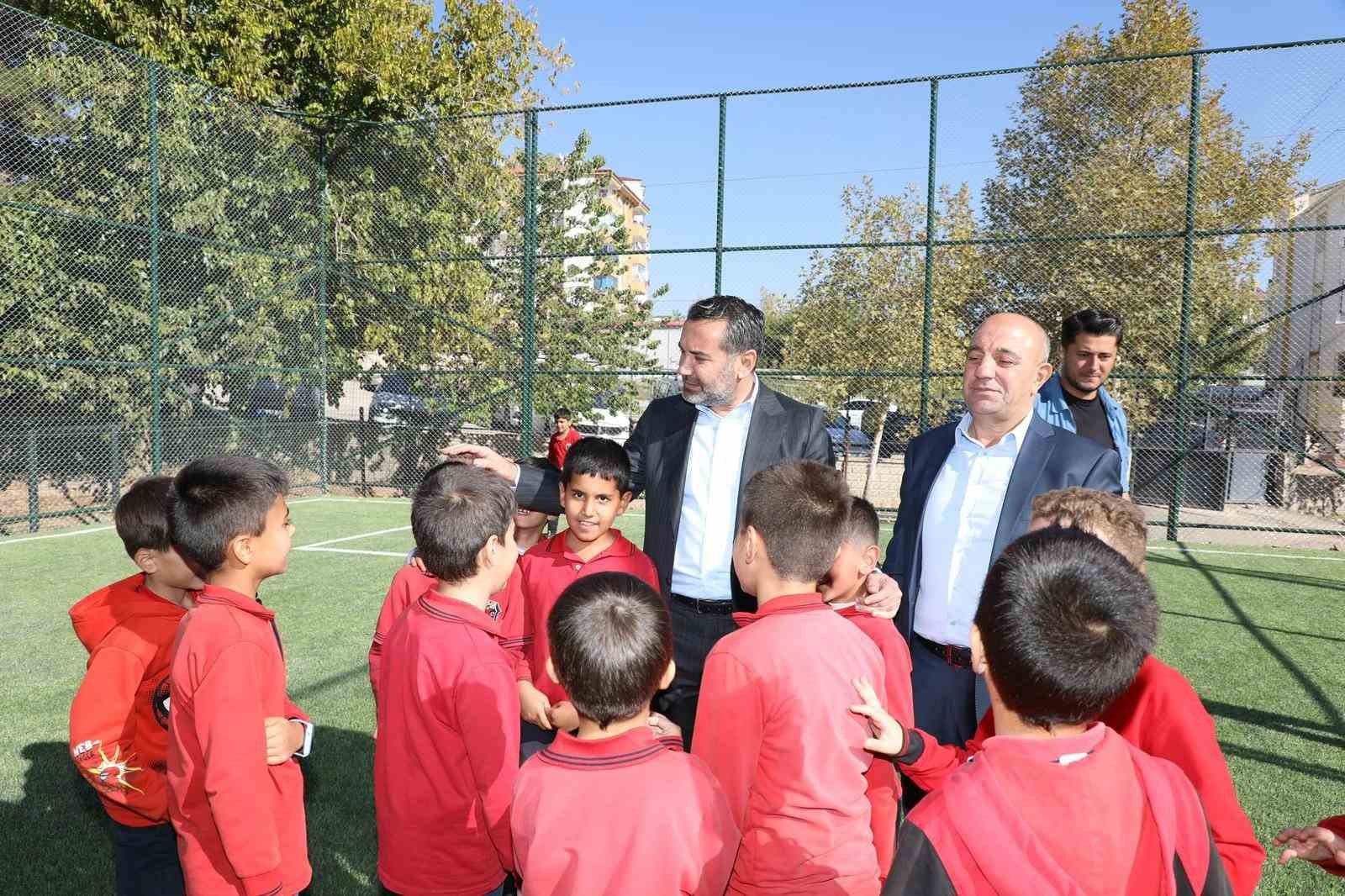 Başkan Şerifoğulları; "&Ccedil;&ouml;z&uuml;m odaklı &ccedil;alışmalarımızı s&uuml;rd&uuml;r&uuml;yoruz"
