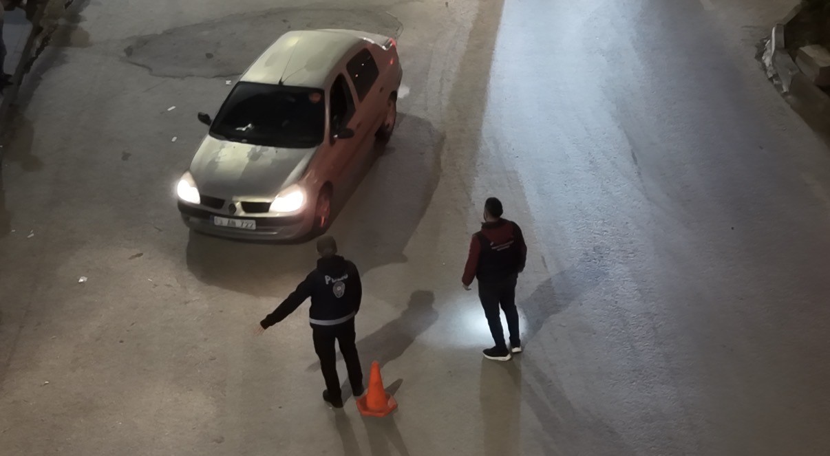 Tatvan&rsquo;da Şok Uygulama: 953 Kişi ve 292 Ara&ccedil; Denetlendi
