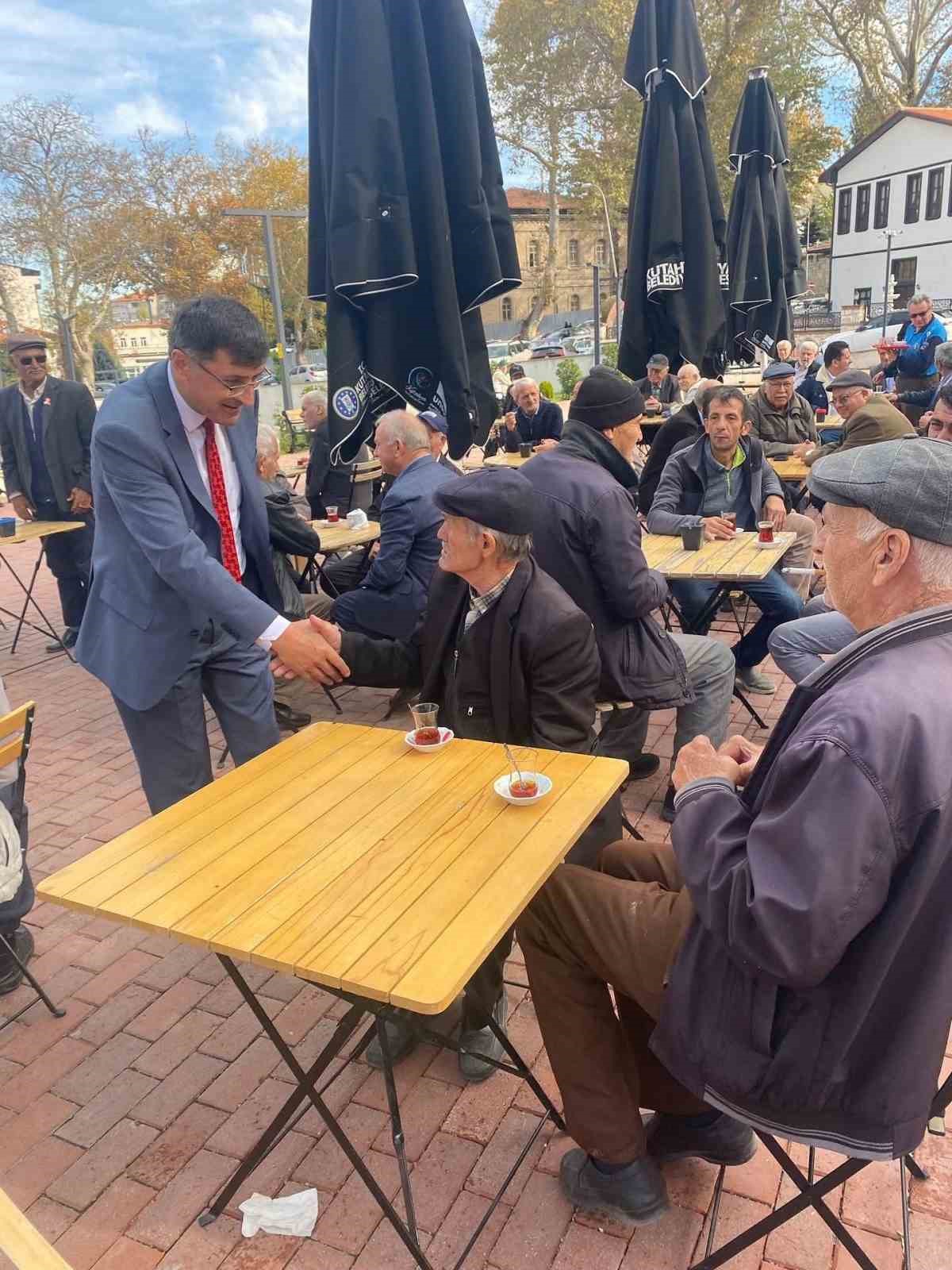 Başkan Kahveci: "Vatandaşlarımızın memnuniyetini g&ouml;rmek en b&uuml;y&uuml;k motivasyonumuzdur"
