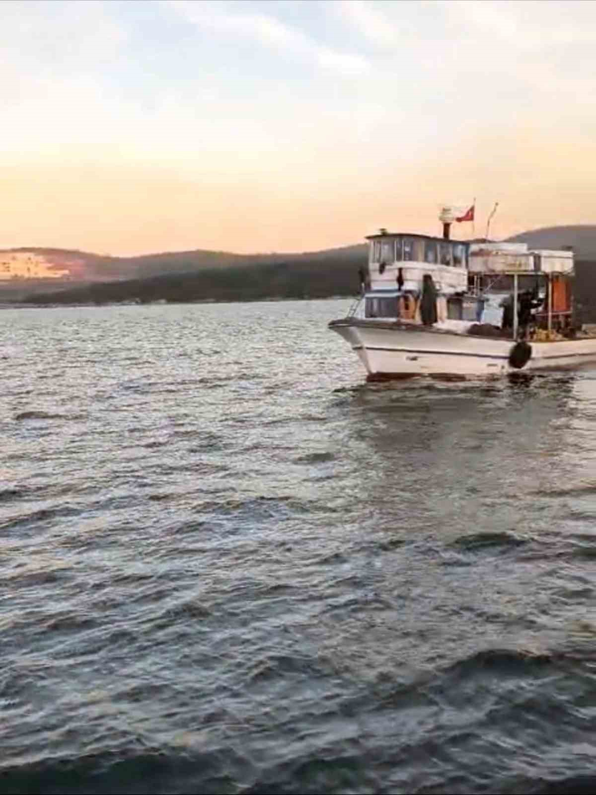 Yasak ağ ile avlanan balıklara el konuldu
