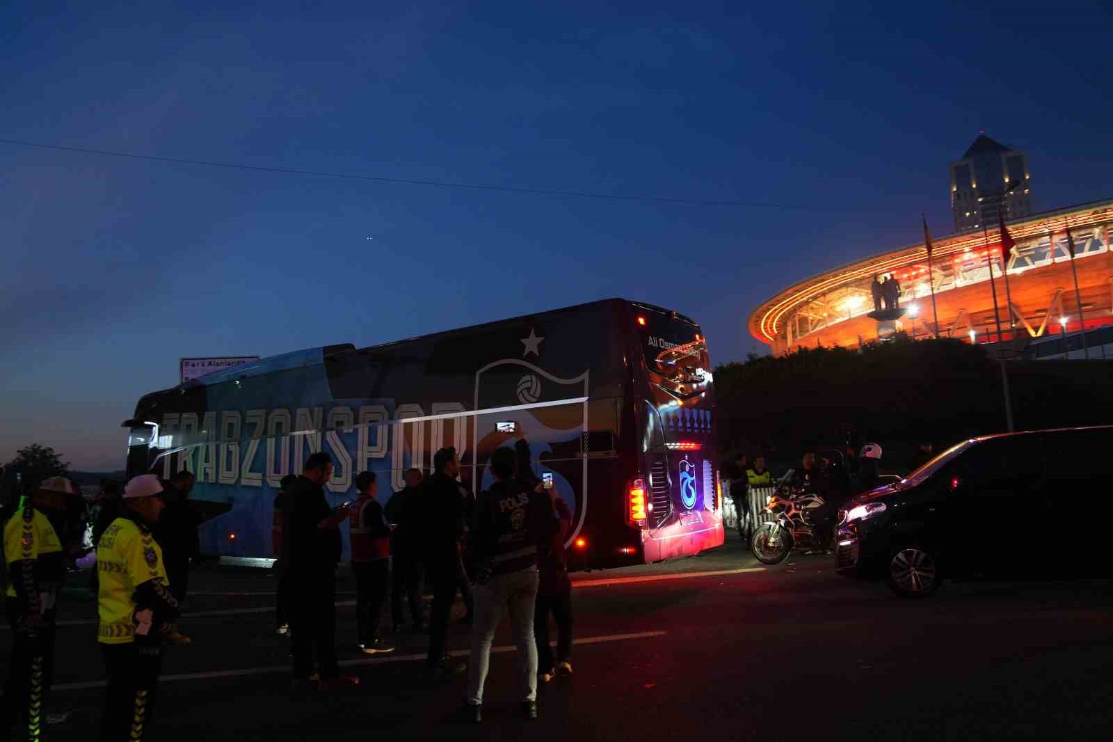 Trabzonspor, RAMS Park’a ulaştı
