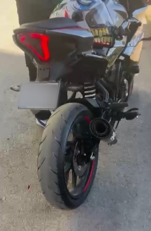 Trafik kurallarını ihlal eden motosikletlinin ehliyeti daimi olarak iptal edildi
