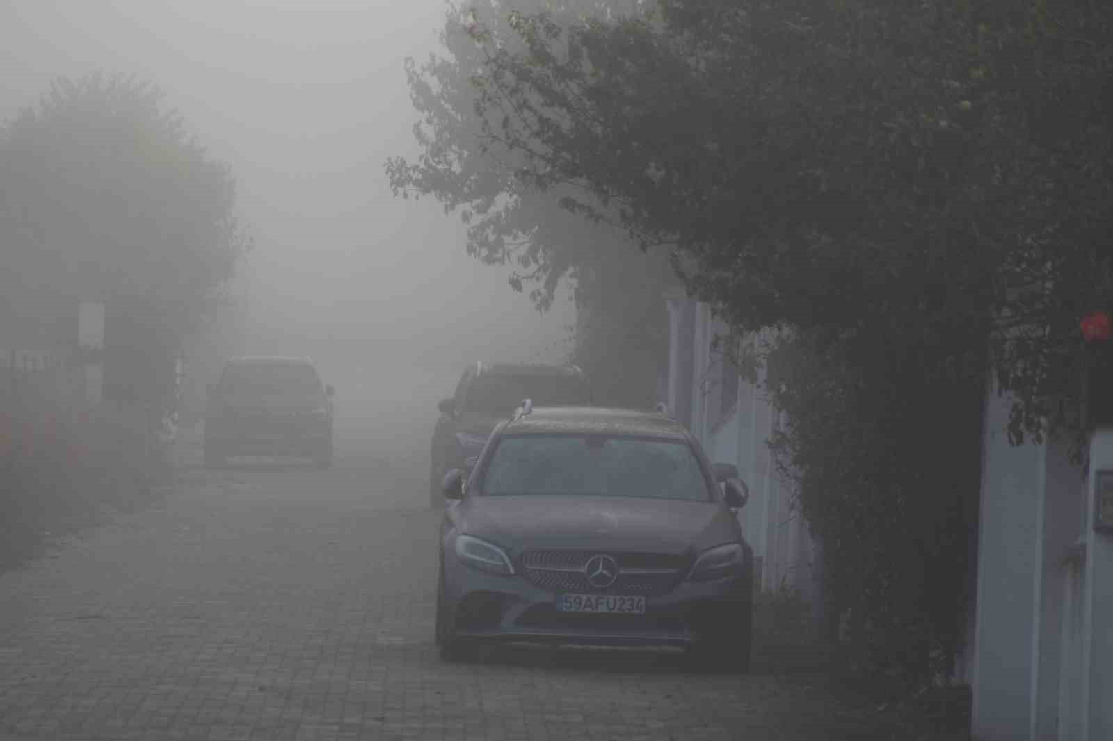 Tekirdağda yoğun sis etkili oldu: Kent adeta sisin içinde kayboldu