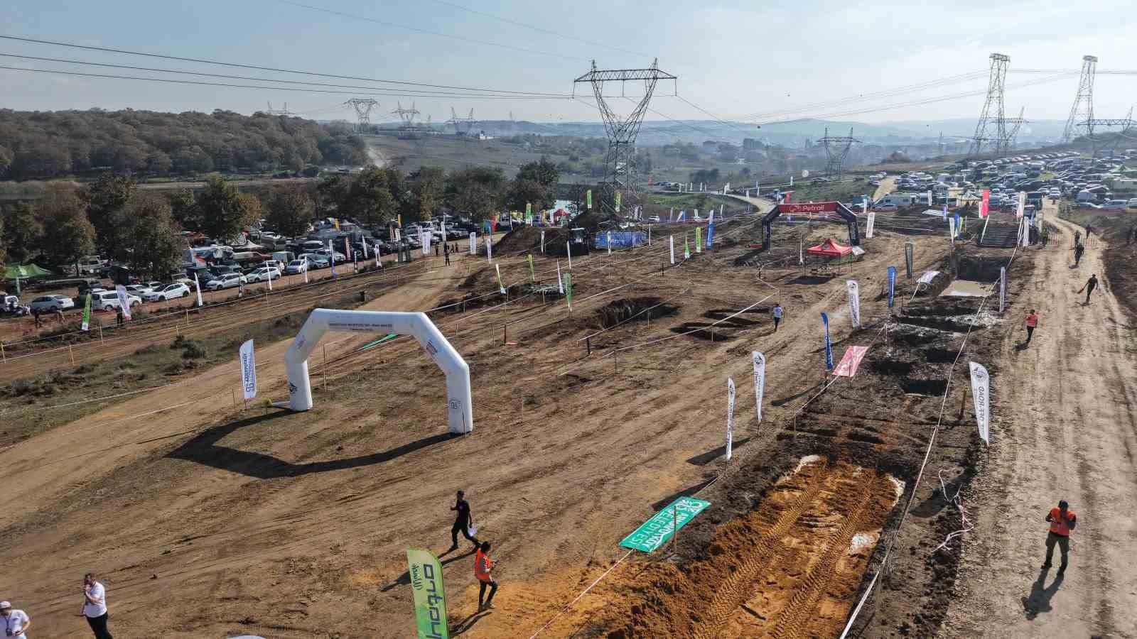 Arnavutköy’de adrenalin dolu Off-Road şenliği