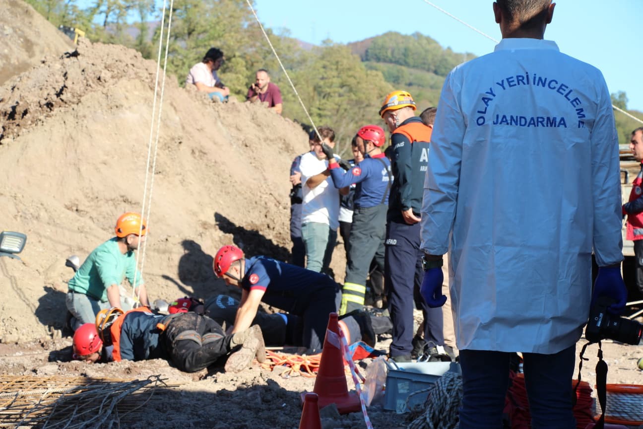30 metrelik kuyuya d&uuml;şen iş&ccedil;inin &ouml;l&uuml;m&uuml;nde yeni gelişme
